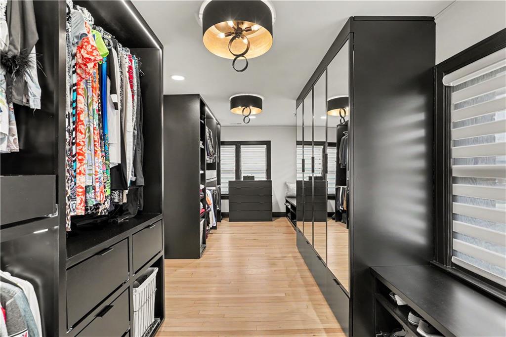 6251 Wornall Road Kansas City, MO 64113 - Photo 25 of 36