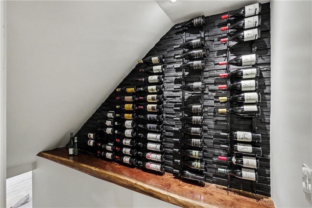 6251 Wornall Road Kansas City, MO 64113 - Photo 30 of 36