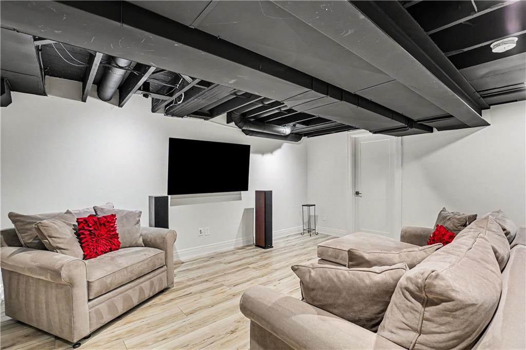 6251 Wornall Road Kansas City, MO 64113 - Photo 32 of 36