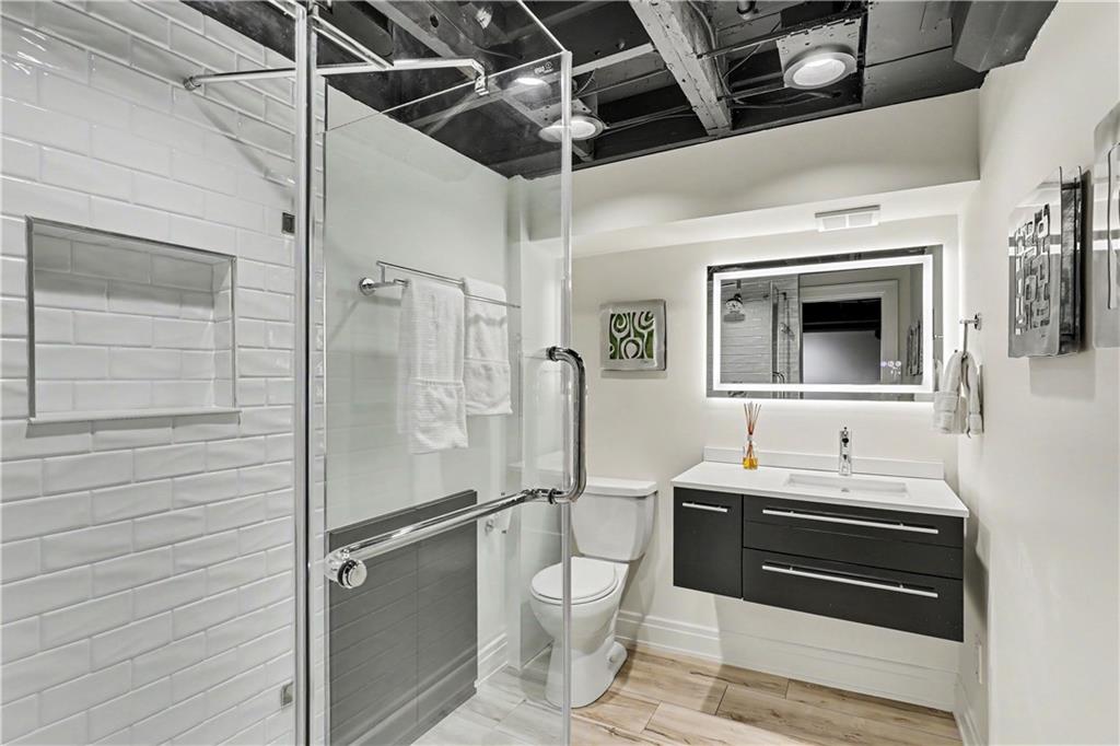 6251 Wornall Road Kansas City, MO 64113 - Photo 34 of 36