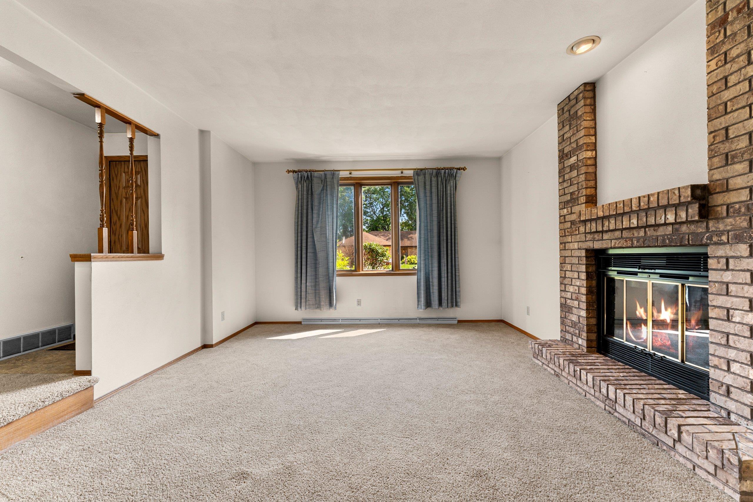 4718 Periwinkle Court Appleton, WI 54914 - Photo 8 of 49 Gallery Image 8