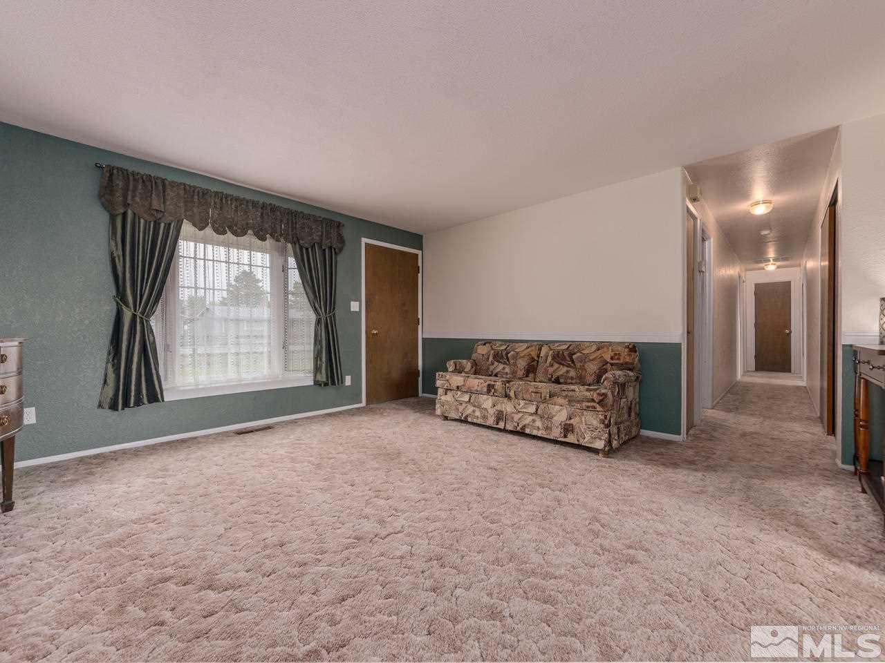 11488 Sitka Street Reno, NV 89506 - Photo 6 of 24 Photo 6