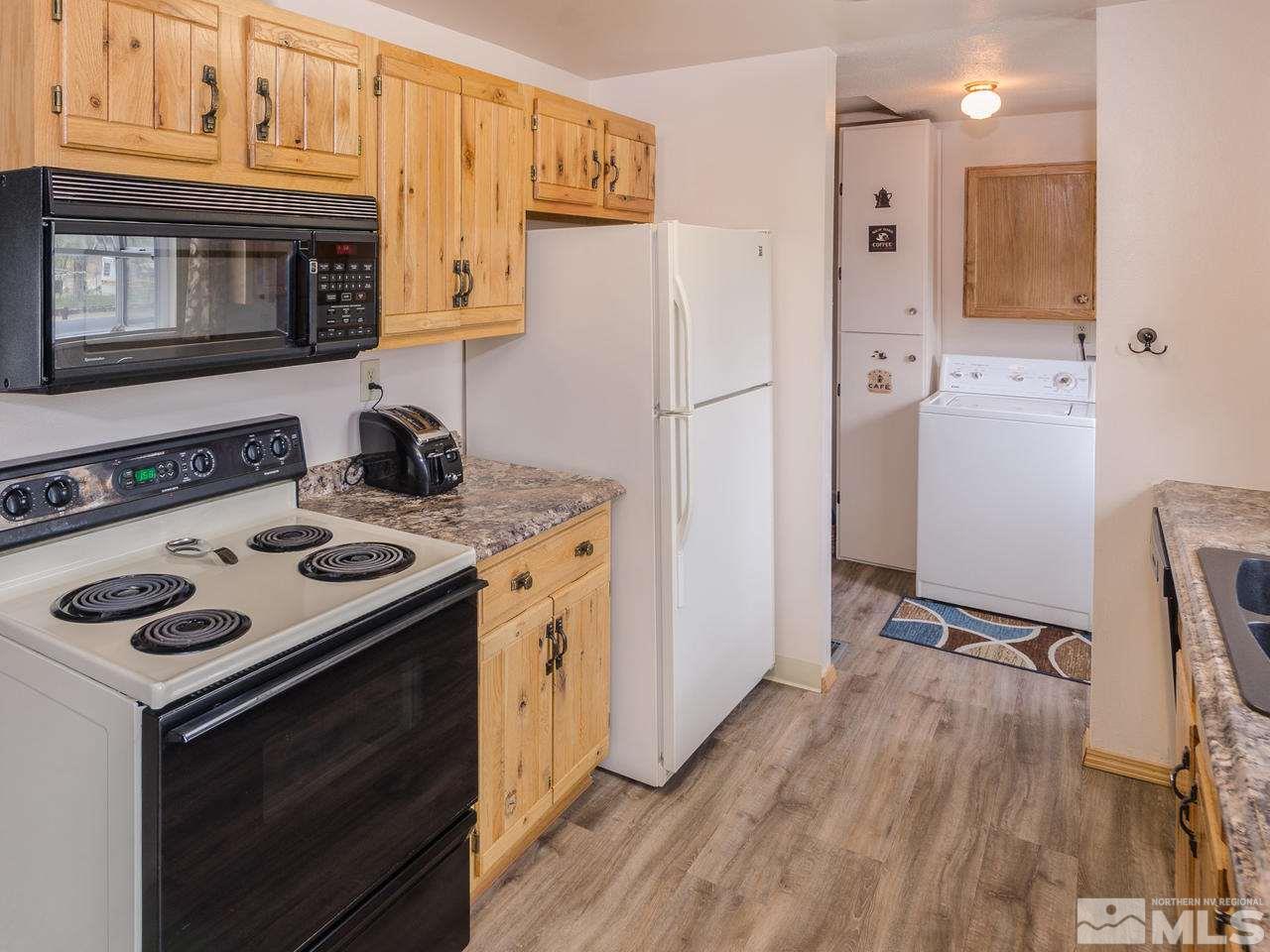 11488 Sitka Street Reno, NV 89506 - Photo 9 of 24 Photo 9