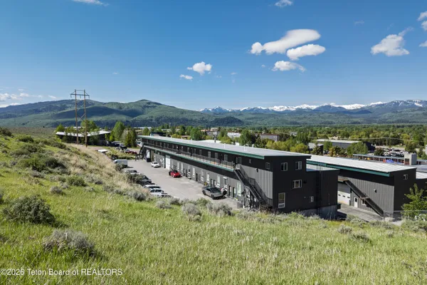 $595,000 | 535 Deer Drive, Unit 602, Jackson, WY 83001