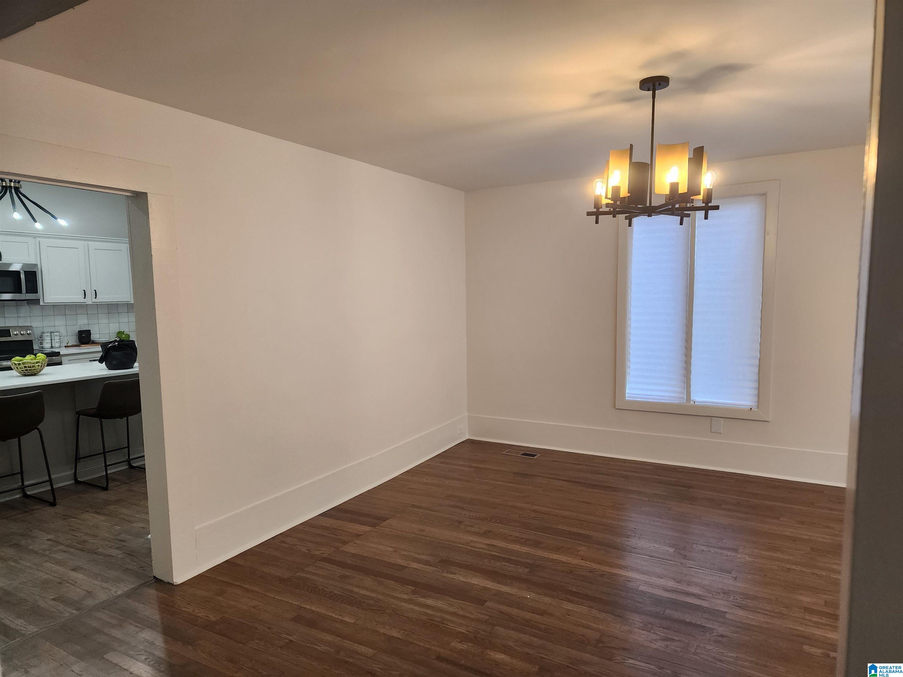 877 Goldwire Street Southwest Birmingham, AL 35211 - Photo 5 of 26