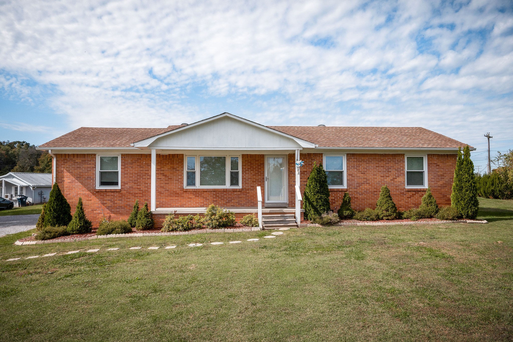 401 Whaley Street Smithville, TN 37166 - Photo 36 of 38 front view of a house with a patio