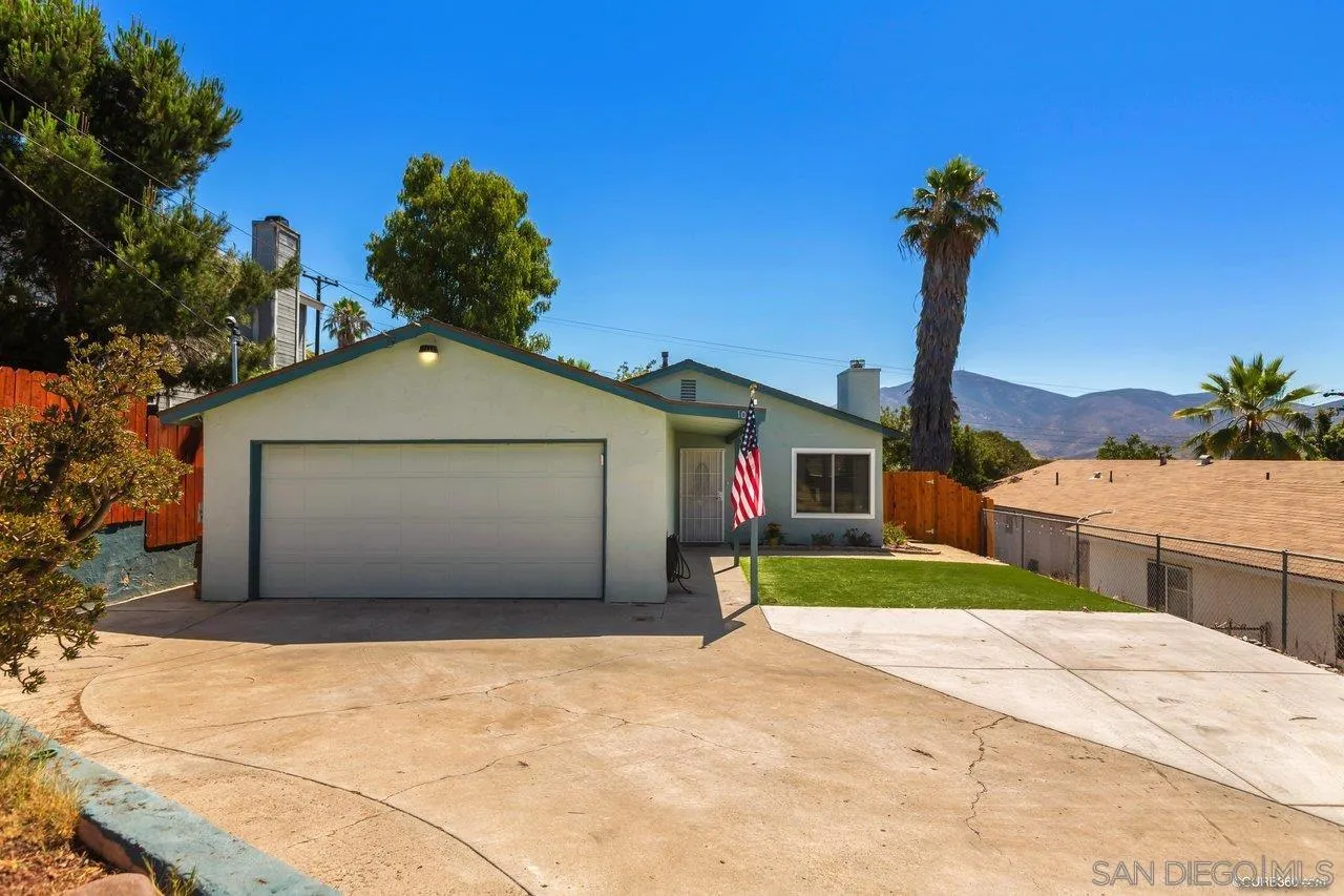 1015 Maria Avenue Spring Valley, CA 91977 - Photo 1 of 25 Gallery Image 1