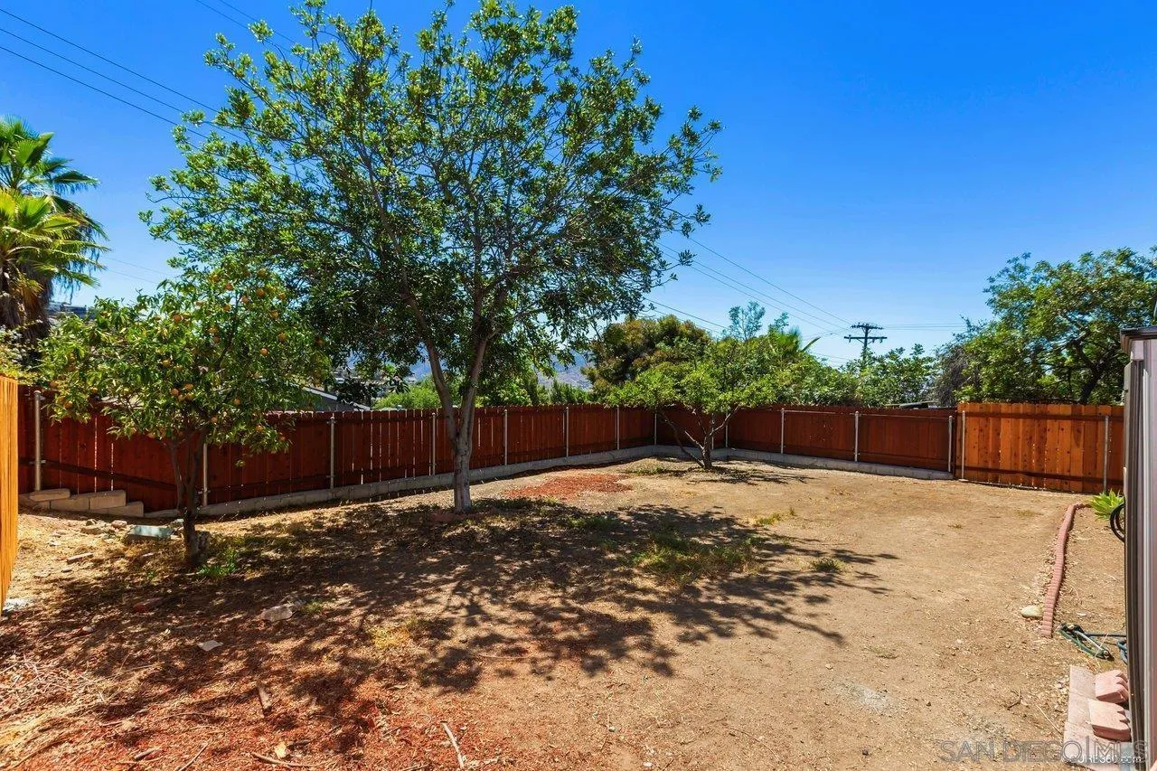 1015 Maria Avenue Spring Valley, CA 91977 - Photo 22 of 25 Gallery Image 22