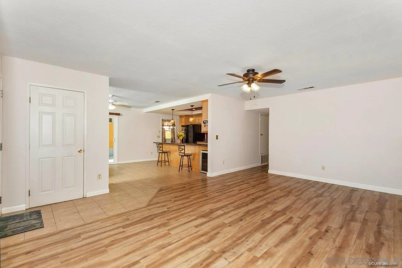 1015 Maria Avenue Spring Valley, CA 91977 - Photo 4 of 25 Gallery Image 4