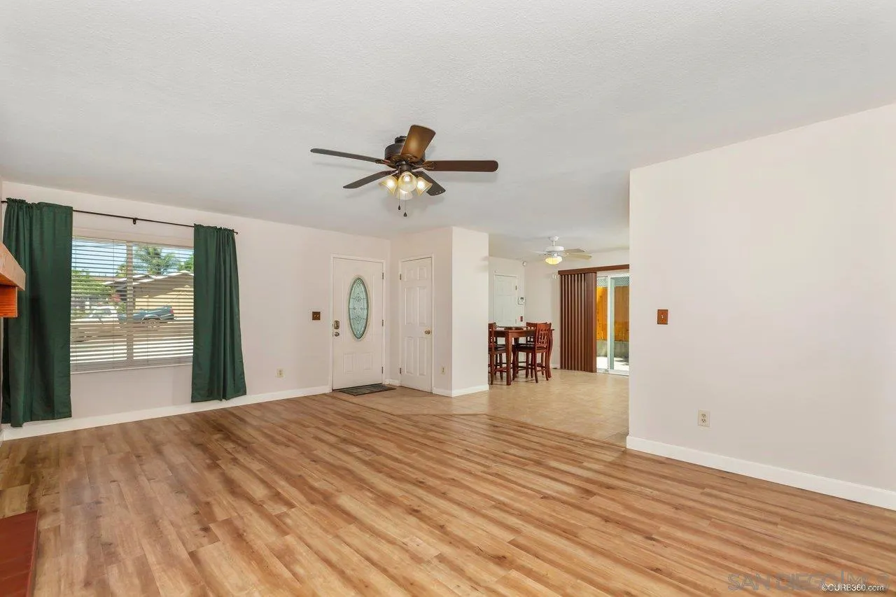 1015 Maria Avenue Spring Valley, CA 91977 - Photo 5 of 25 Gallery Image 5