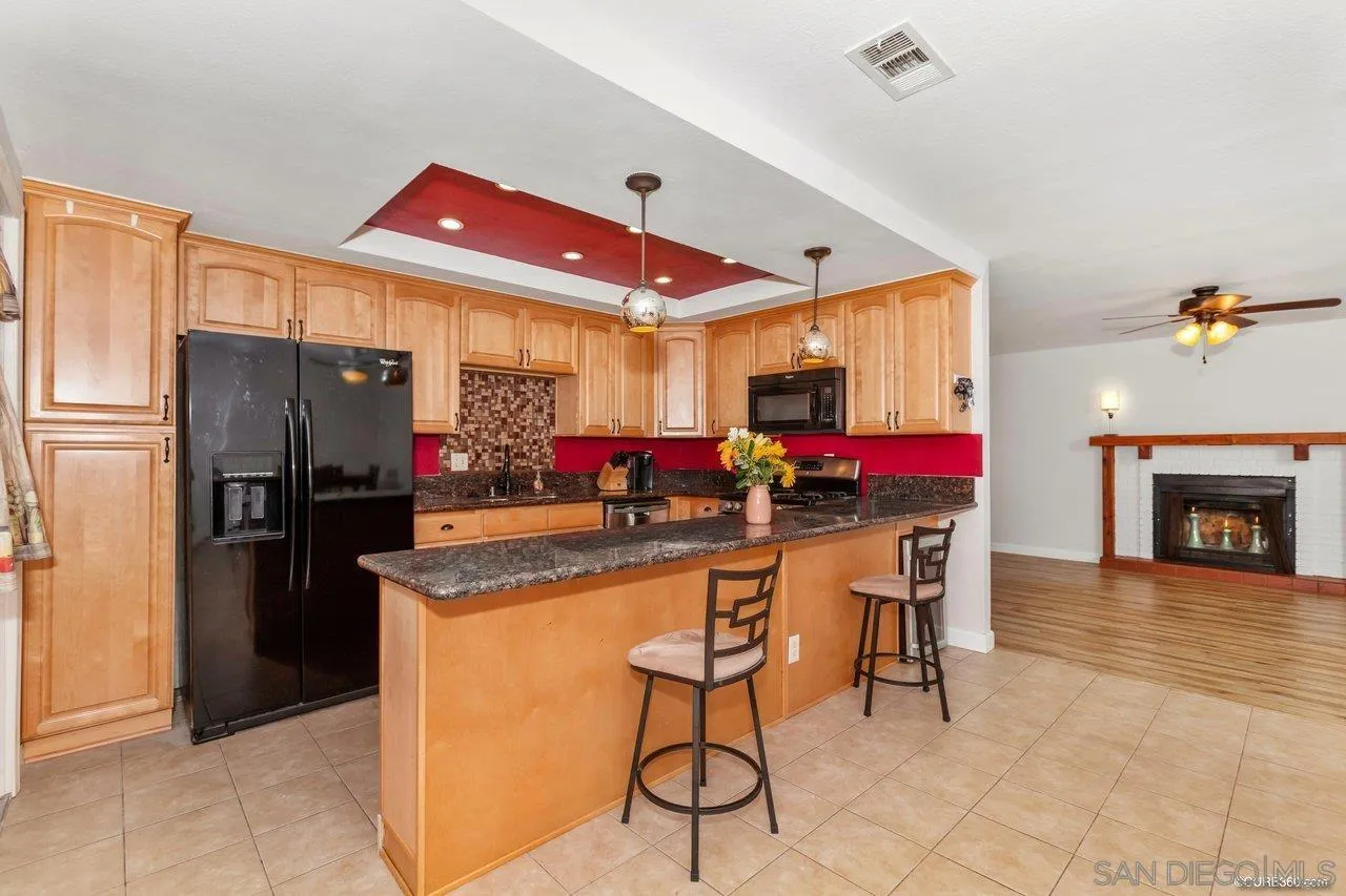 1015 Maria Avenue Spring Valley, CA 91977 - Photo 8 of 25 Gallery Image 8