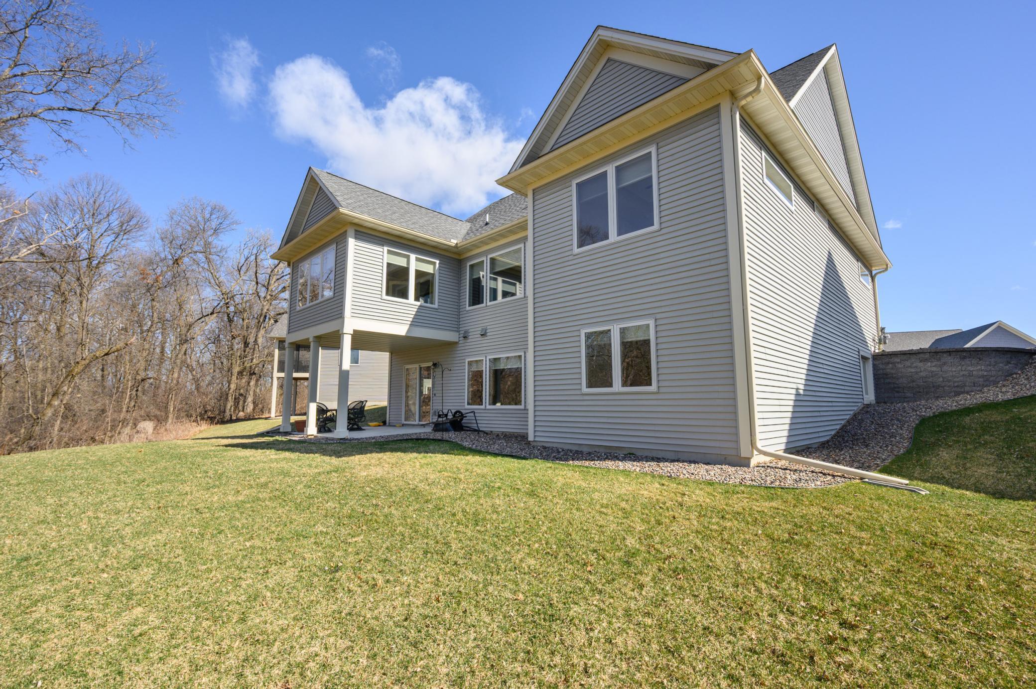2484 Woodstone Lane Southwest Rochester, MN 55902 - Photo 31 of 33