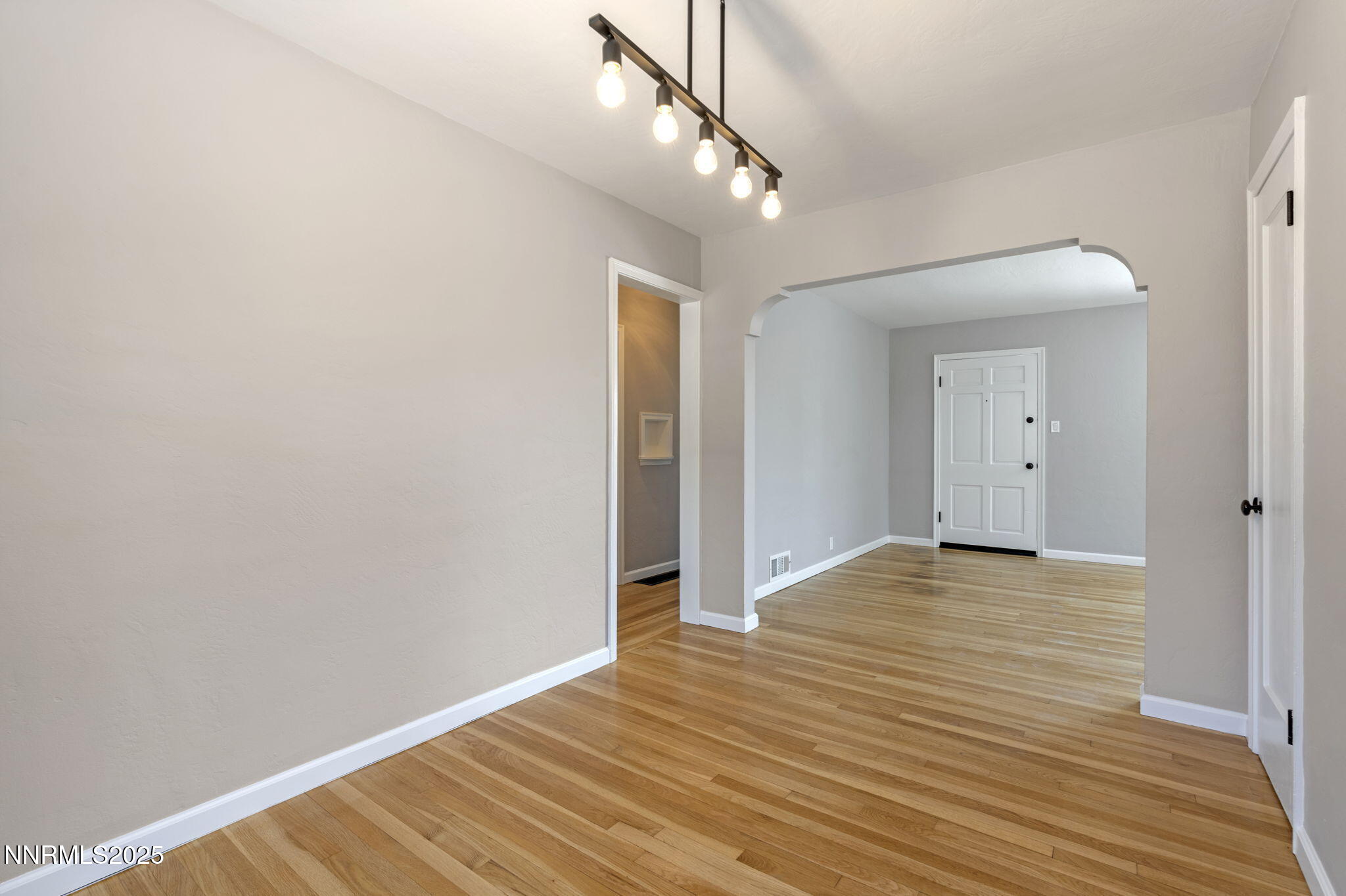 1619 Knox Avenue Reno, NV 89509 - Photo 12 of 38 dining room