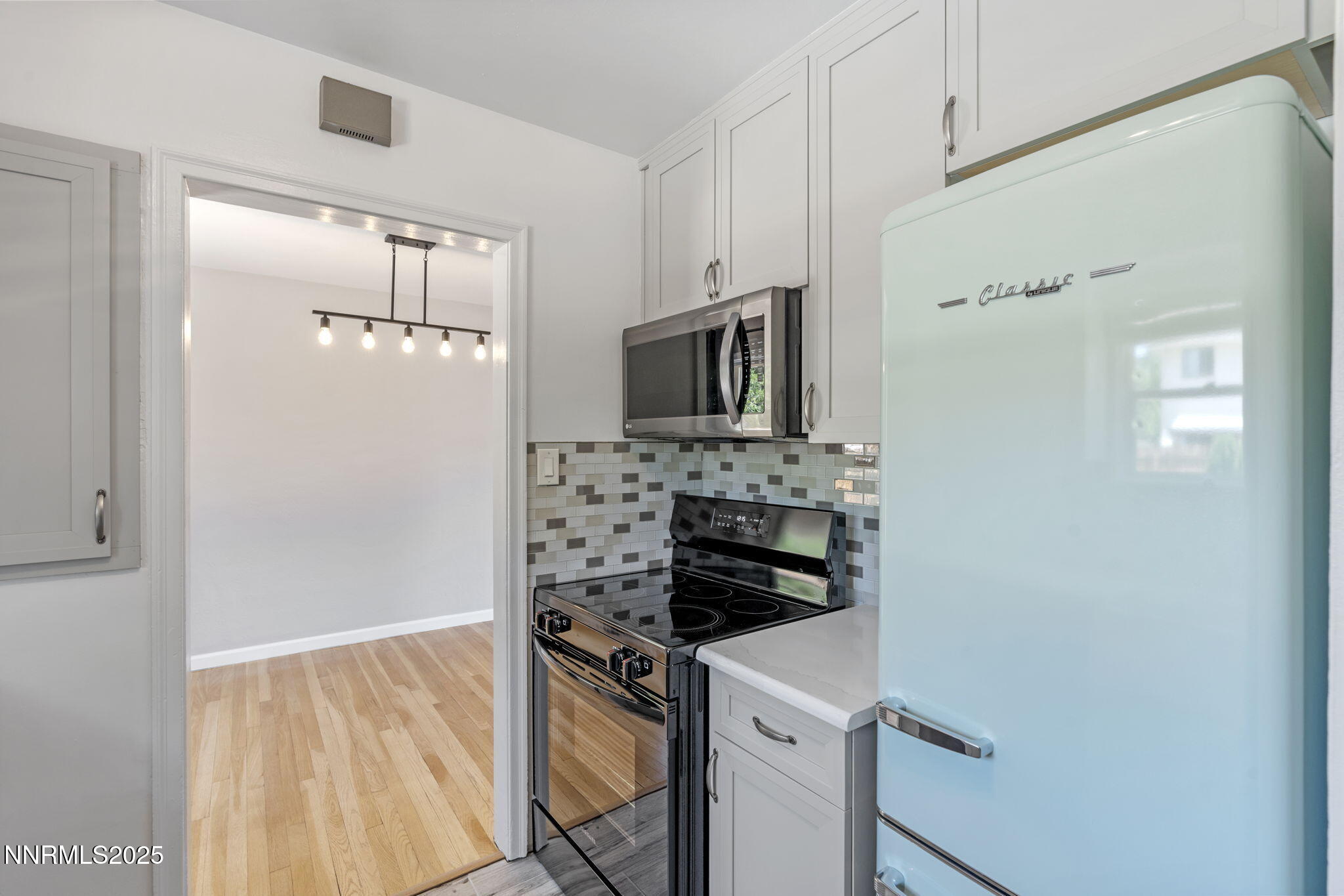 1619 Knox Avenue Reno, NV 89509 - Photo 16 of 38 kitchen
