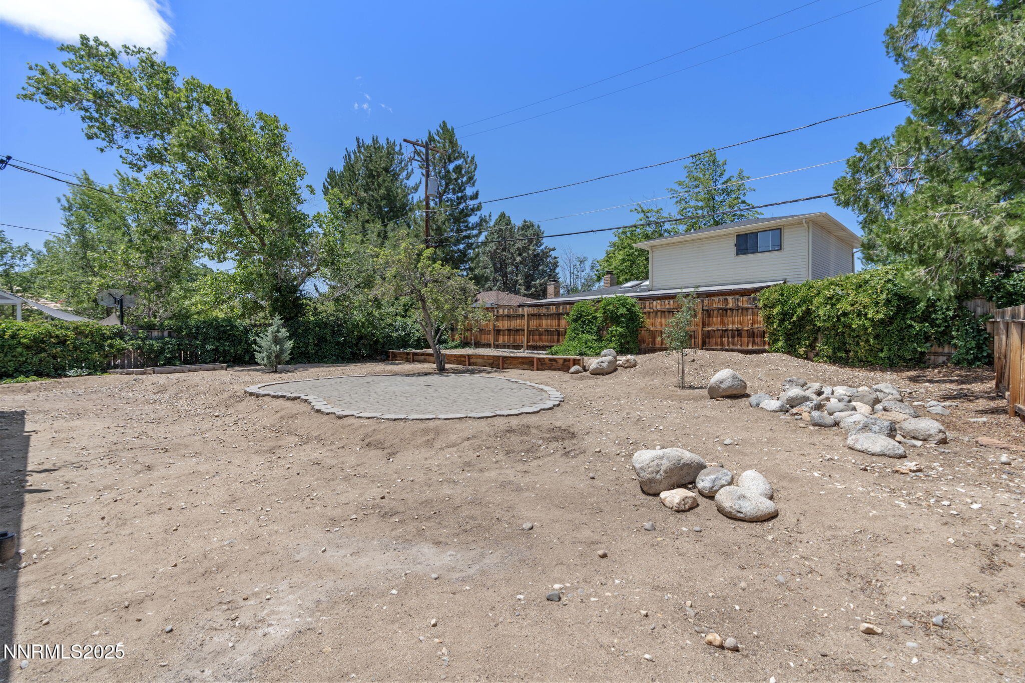 1619 Knox Avenue Reno, NV 89509 - Photo 33 of 38 Backyard