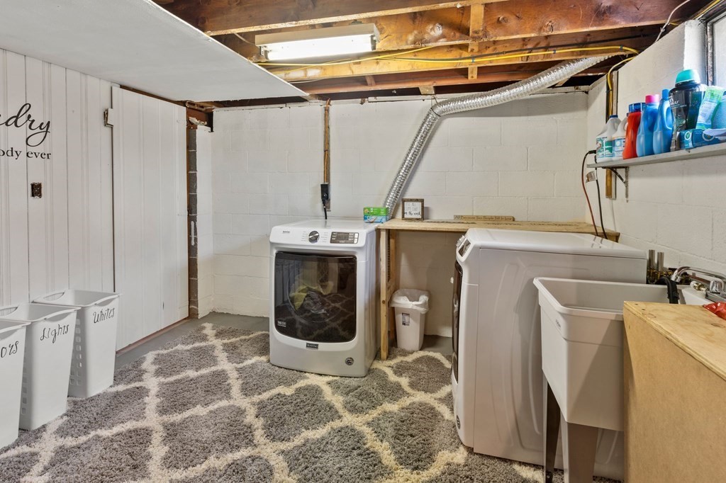 70 Bourbeau Street Chicopee, MA 01020 - Photo 25 of 32