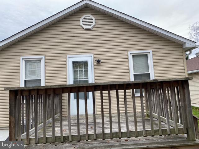 328 Ruth Avenue Aston, PA 19014 - Photo 3 of 5 Gallery Image 3