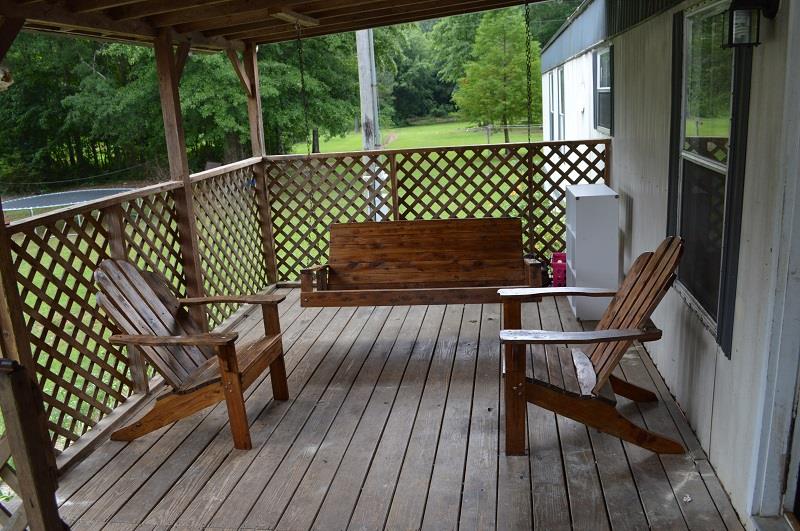 1234 Paynes Church Road Winchester, TN 37398 - Photo 4 of 27 a view of balcony with wooden floor