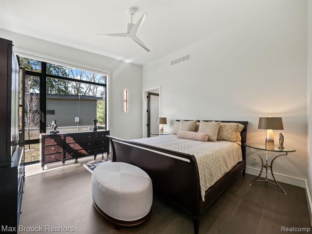 4890 Charing Cross Road Bloomfield Hills, MI 48304 - Photo 28 of 52 Gallery Image 28