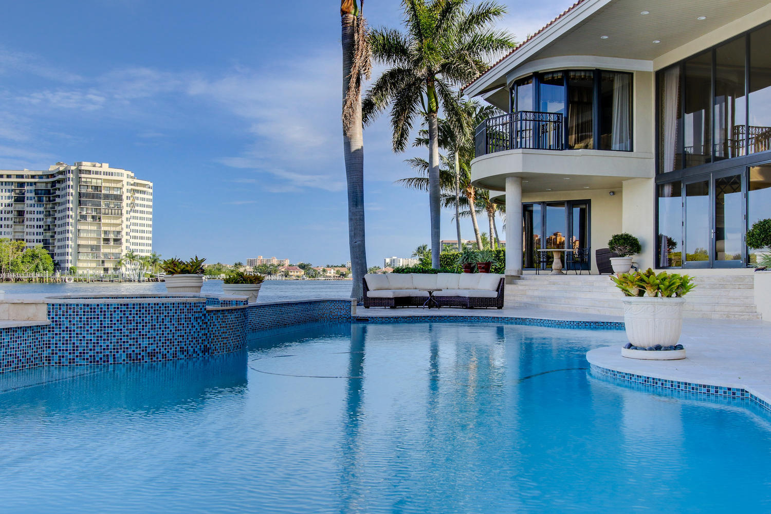 879 Dover Street Boca Raton, FL 33487 - Photo 37 of 54 879 Dover St Boca Raton FL-large-043-Poo