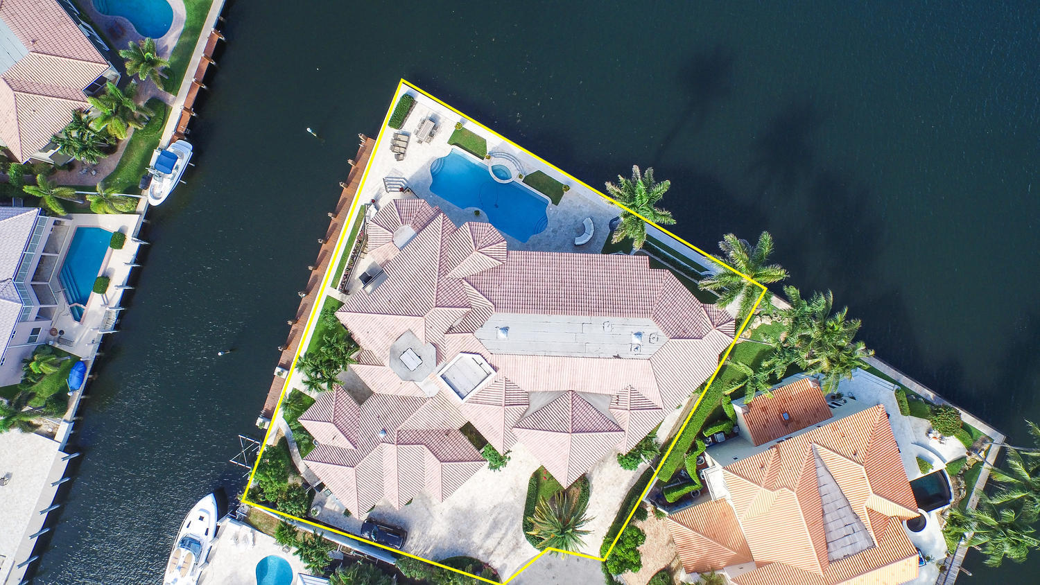 879 Dover Street Boca Raton, FL 33487 - Photo 4 of 54 879 Dover St Boca Raton FL-large-004-Aer