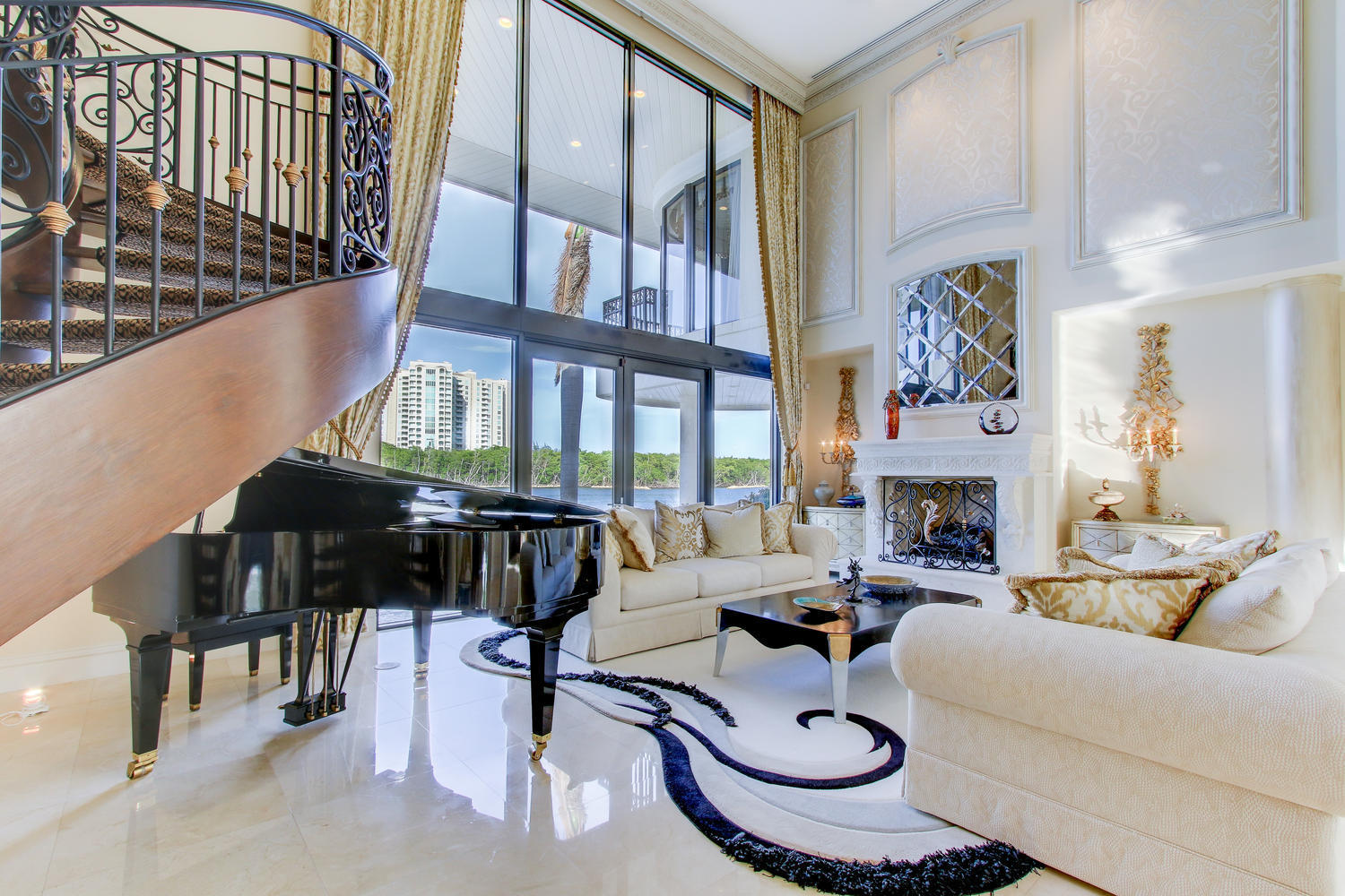 879 Dover Street Boca Raton, FL 33487 - Photo 8 of 54 879 Dover St Boca Raton FL-large-009-Liv