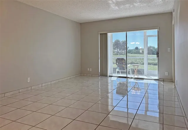 $164,900 | 3001 Holiday Springs Boulevard, Unit 102, Margate, FL 33063