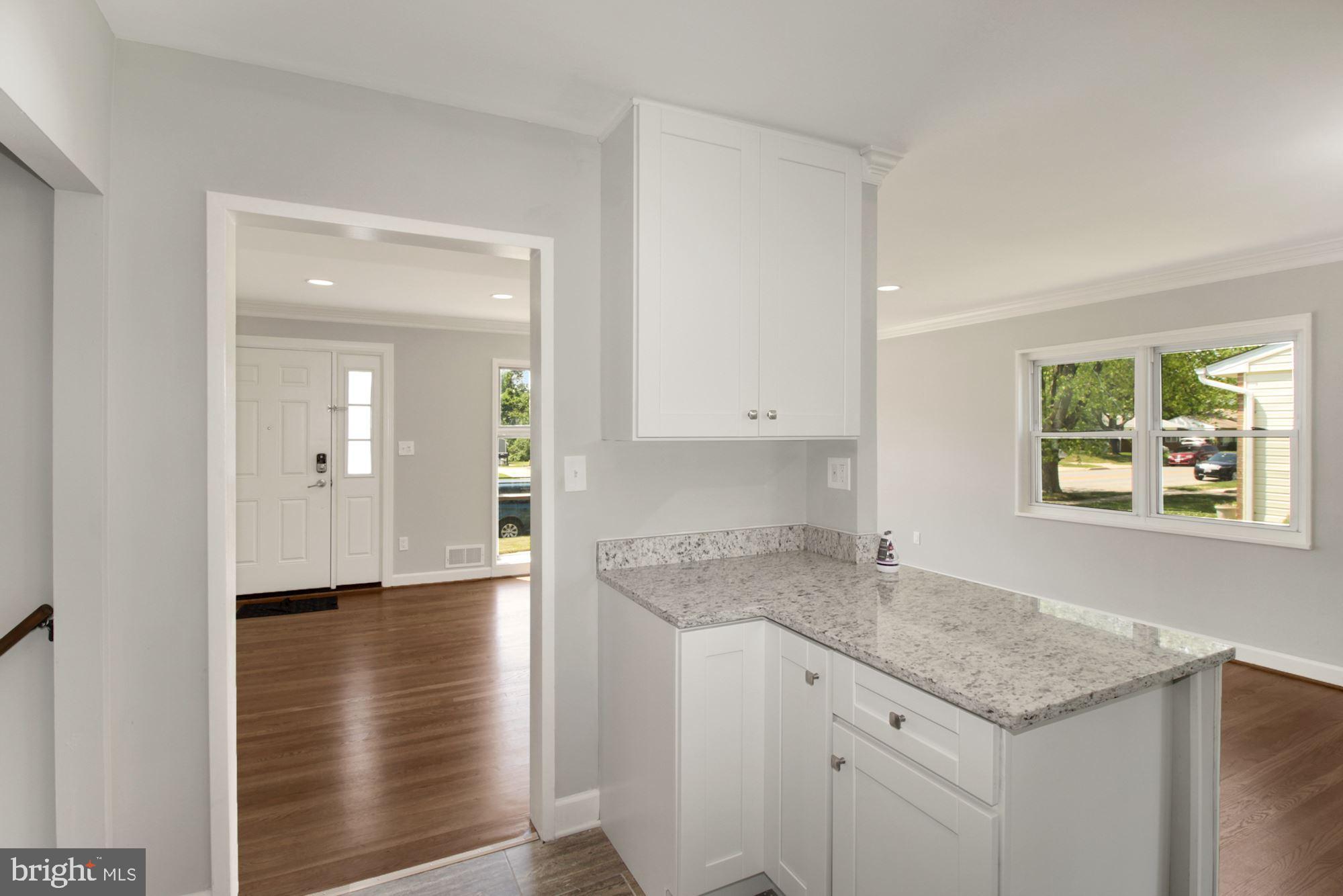 6318 Craigmont Road Baltimore, MD 21228 - Photo 12 of 30