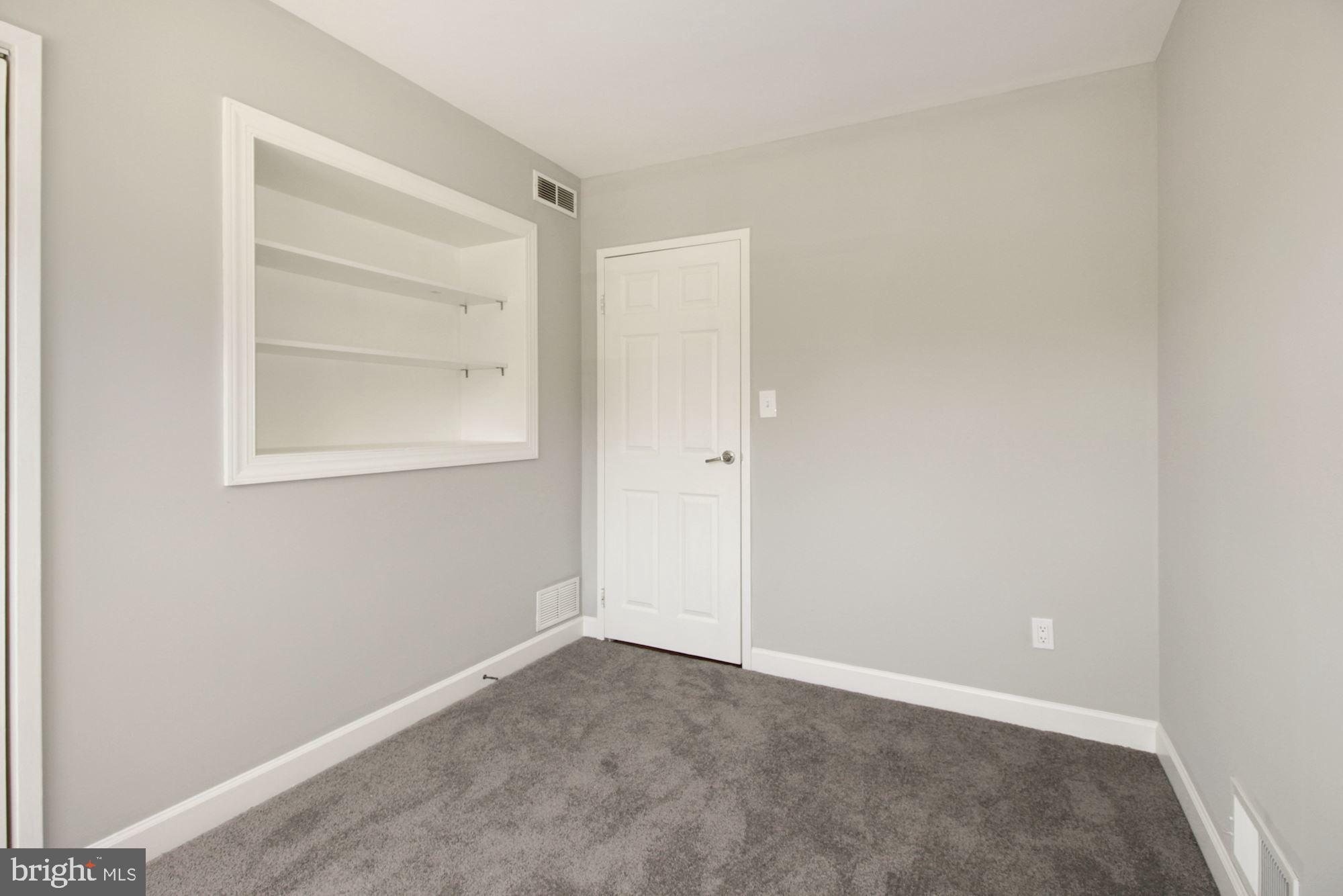 6318 Craigmont Road Baltimore, MD 21228 - Photo 15 of 30