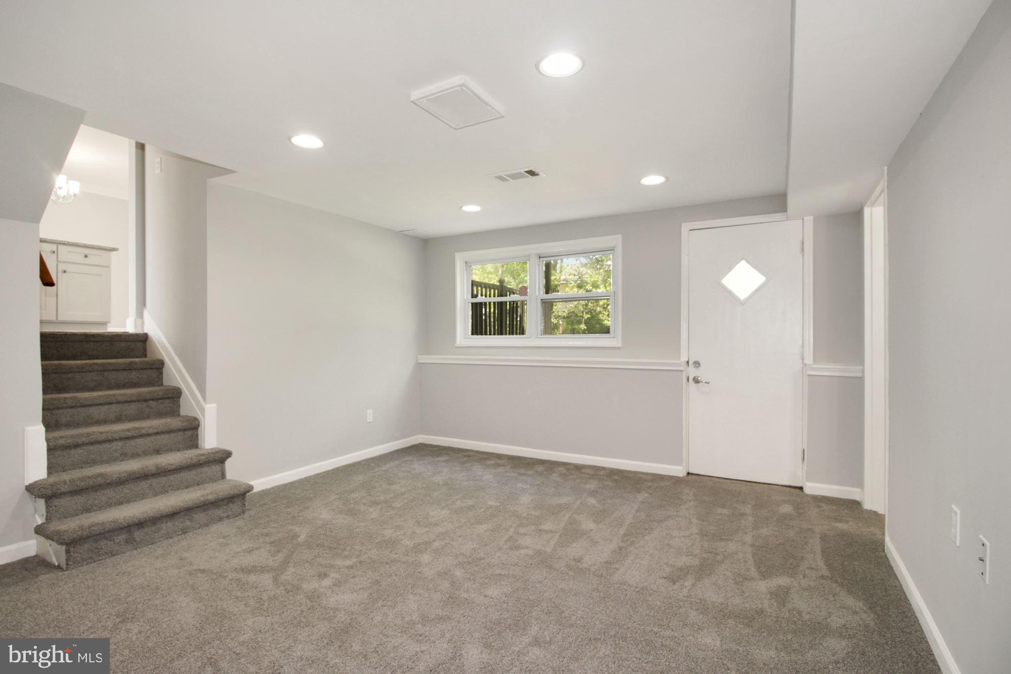 6318 Craigmont Road Baltimore, MD 21228 - Photo 23 of 30