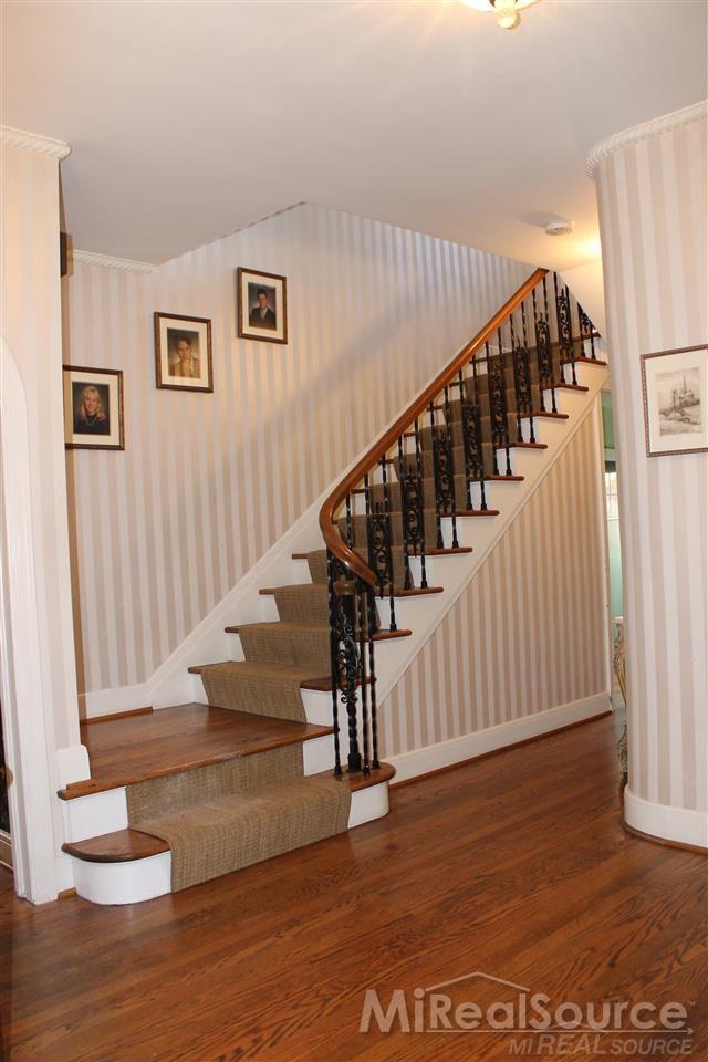 1021 Yorkshire Road Grosse Pointe Park, MI 48230 - Photo 7 of 54