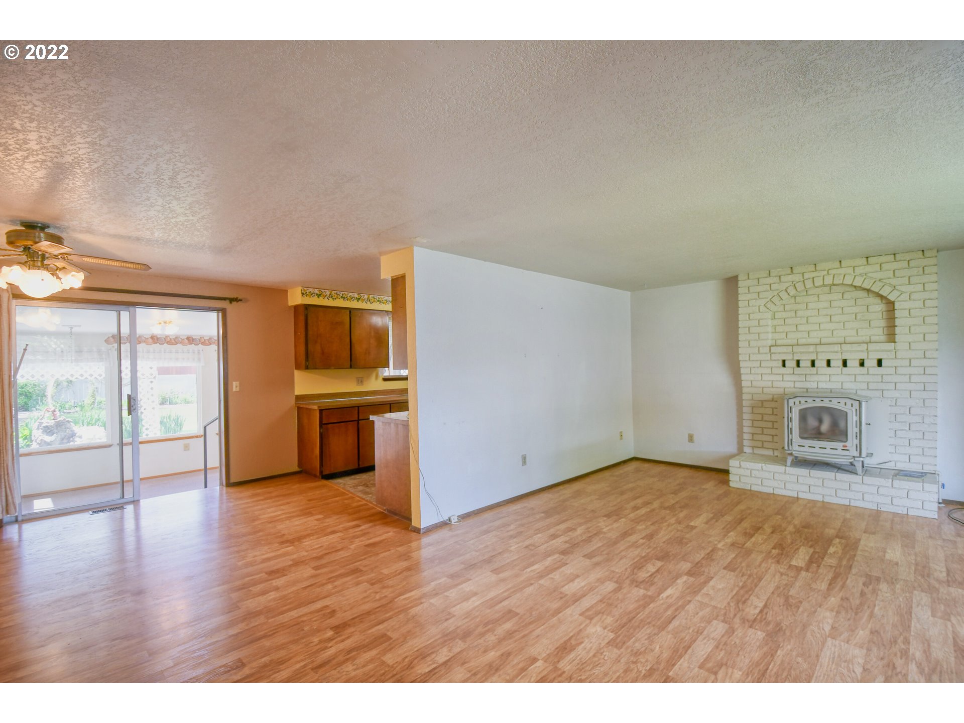 1911 Southwest 42nd Street Pendleton, OR 97801 - Photo 6 of 32