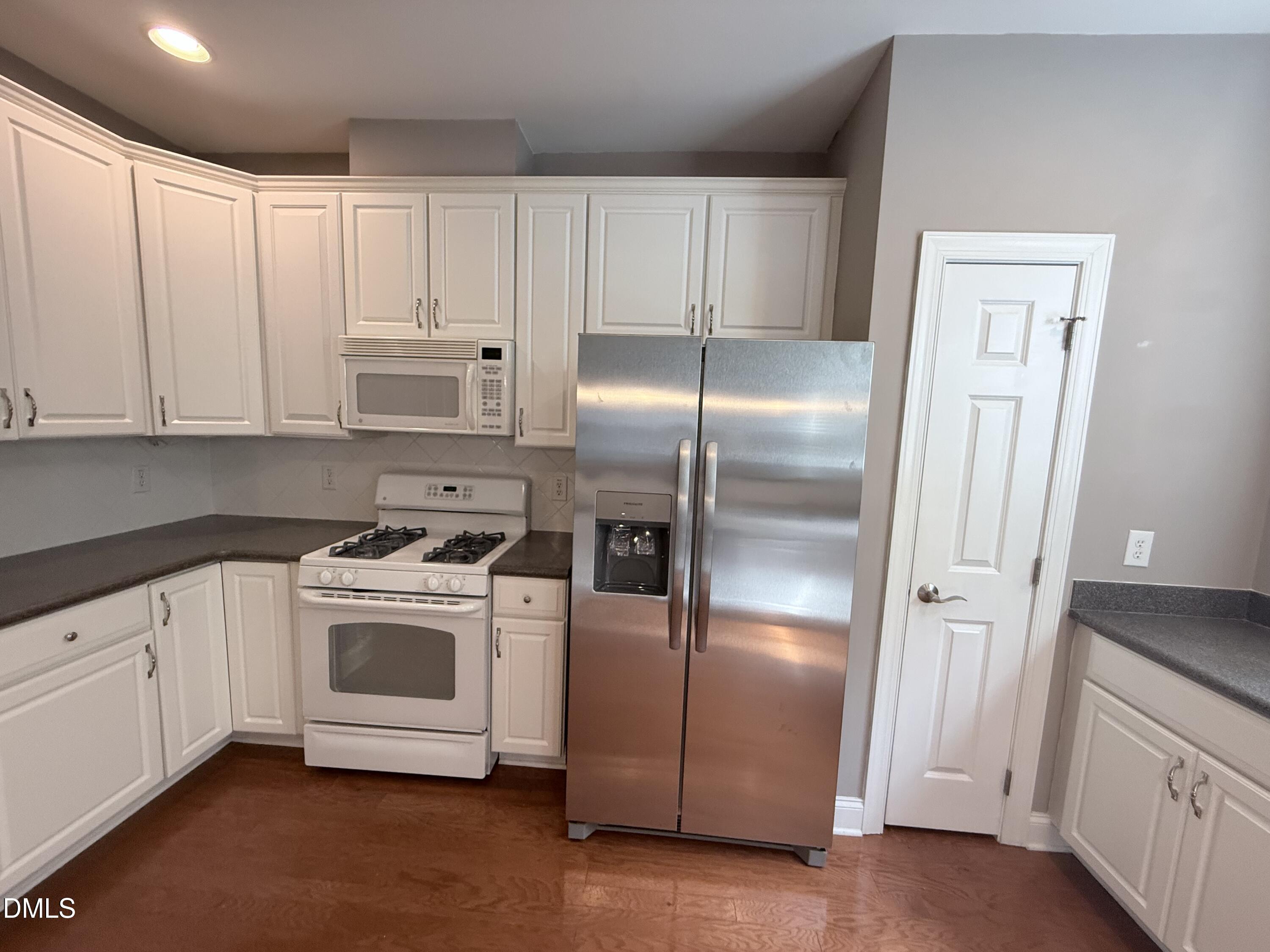 10411 Rosegate Court, Unit 3 Raleigh, NC 27617 - Photo 11 of 63