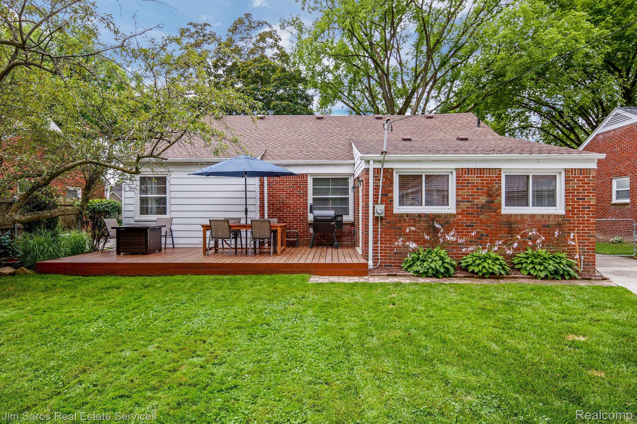 1240 Fairholme Road Grosse Pointe, MI 48236 - Photo 17 of 17 Gallery Image 17