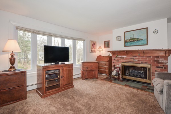 103 Prescott Road Northbridge, MA 01588 - Photo 21 of 30 Gallery Image 21