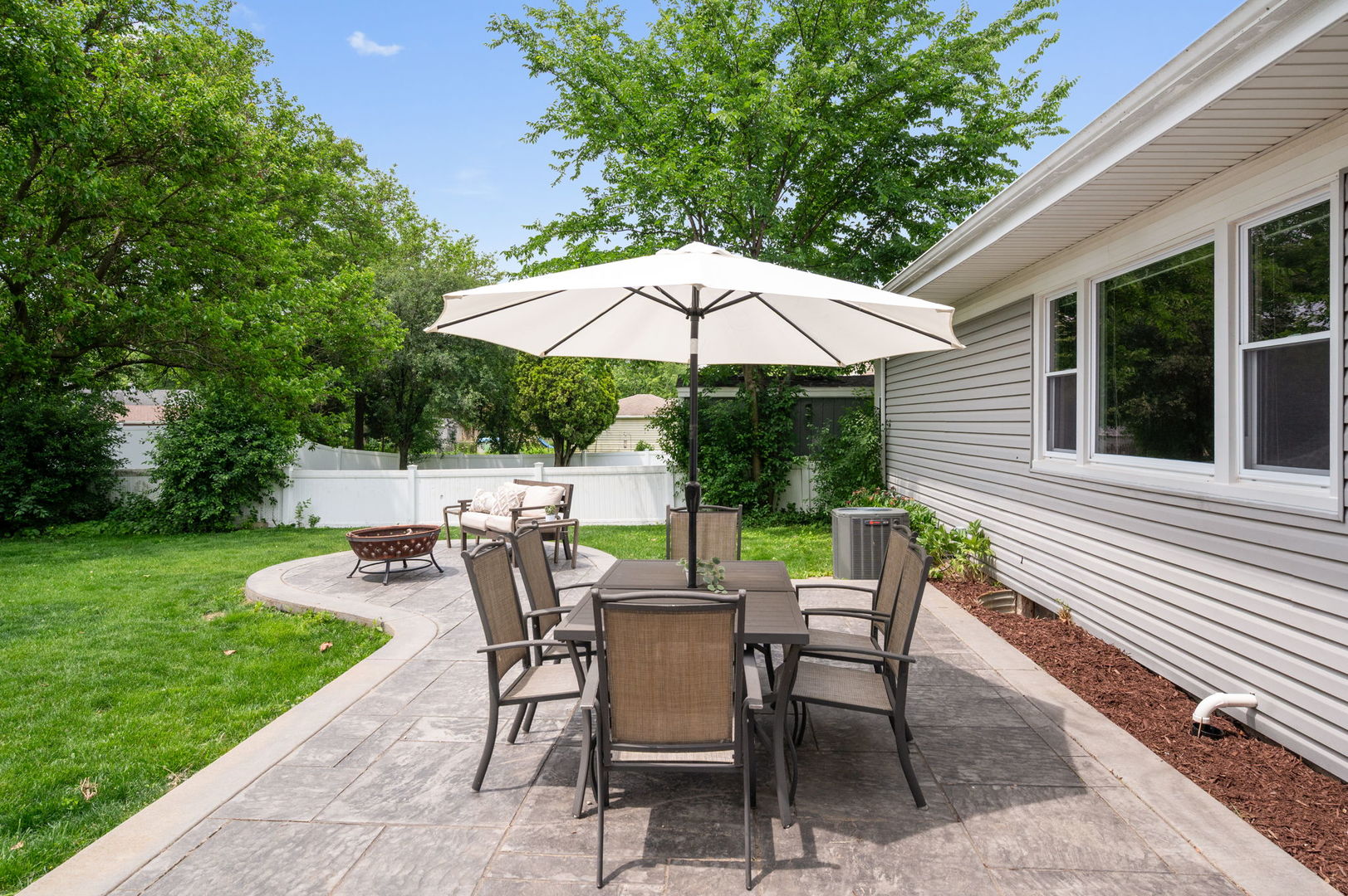 231 West Hickory Road Lombard, IL 60148 - Photo 23 of 24 Gallery Image 23