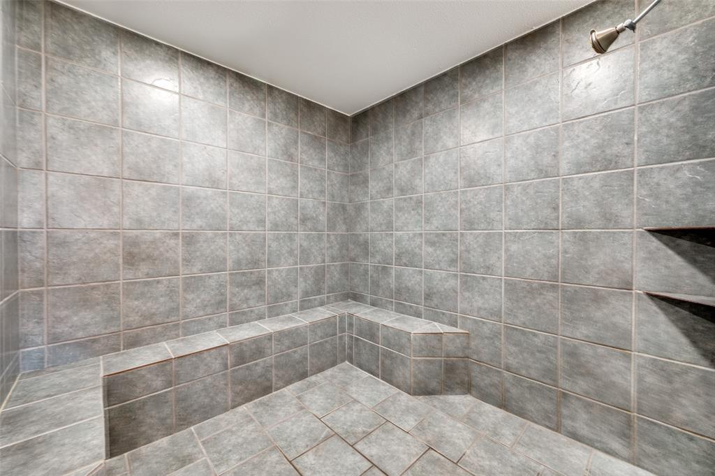 7889 County Road 134 Celina, TX 75009 - Photo 19 of 36 a bathroom with a shower