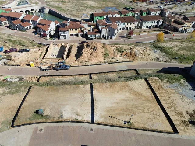 $549,000 | 24 Cardona Drive, Roanoke, TX 76262