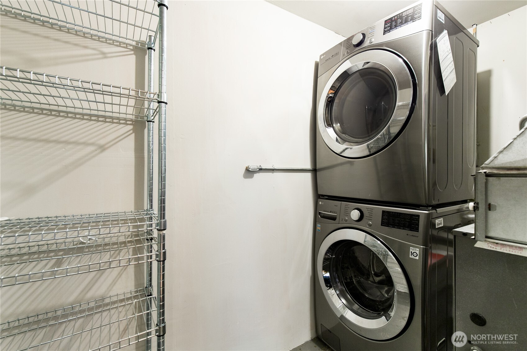 2202 East John Street Seattle, WA 98112 - Photo 19 of 34