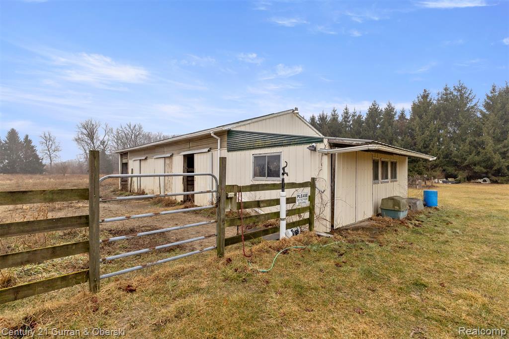 12941 Mayer Road Maybee, MI 48159 - Photo 32 of 49