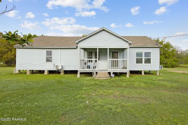 $170,900 | 16034 Highway 685, Erath, LA 70533