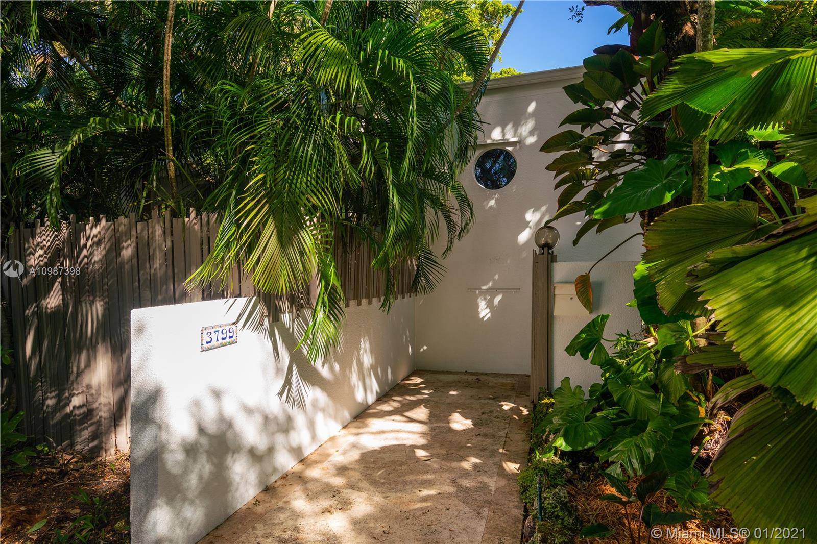3799 Solana Road Coconut Grove, FL 33133 - Photo 2 of 49 Gallery Image 2