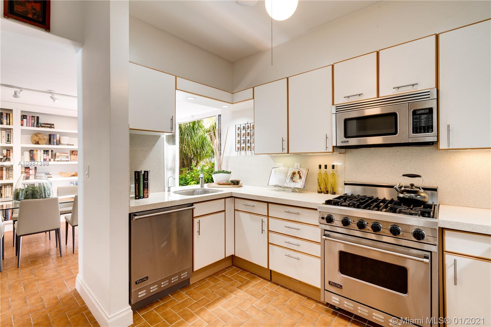 3799 Solana Road Coconut Grove, FL 33133 - Photo 21 of 49 Gallery Image 21