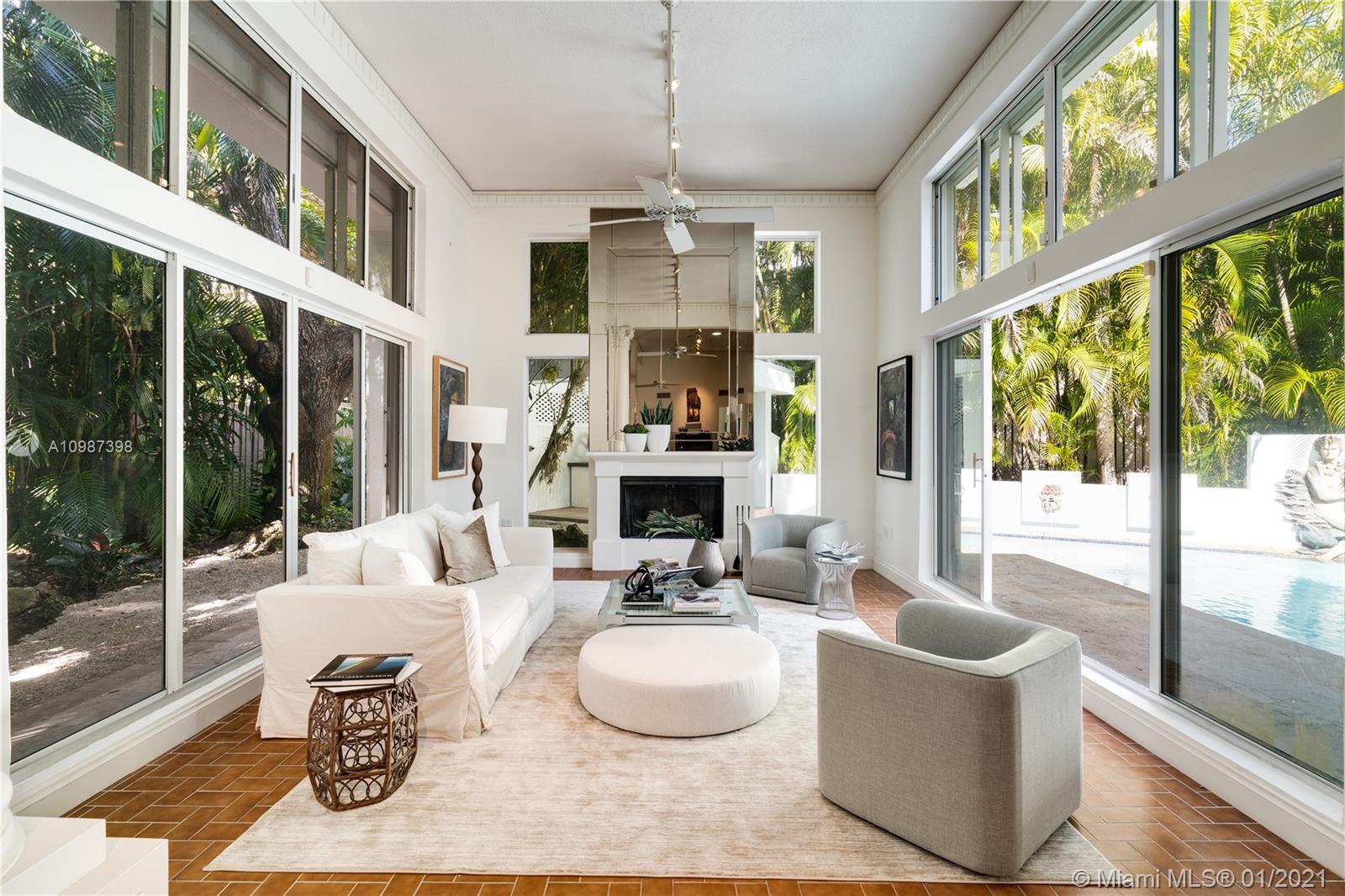 3799 Solana Road Coconut Grove, FL 33133 - Photo 4 of 49 Gallery Image 4