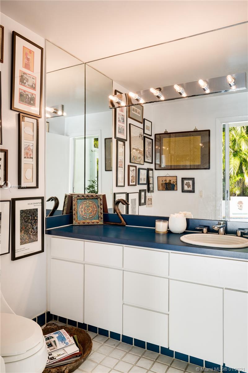 3799 Solana Road Coconut Grove, FL 33133 - Photo 36 of 49 Gallery Image 36