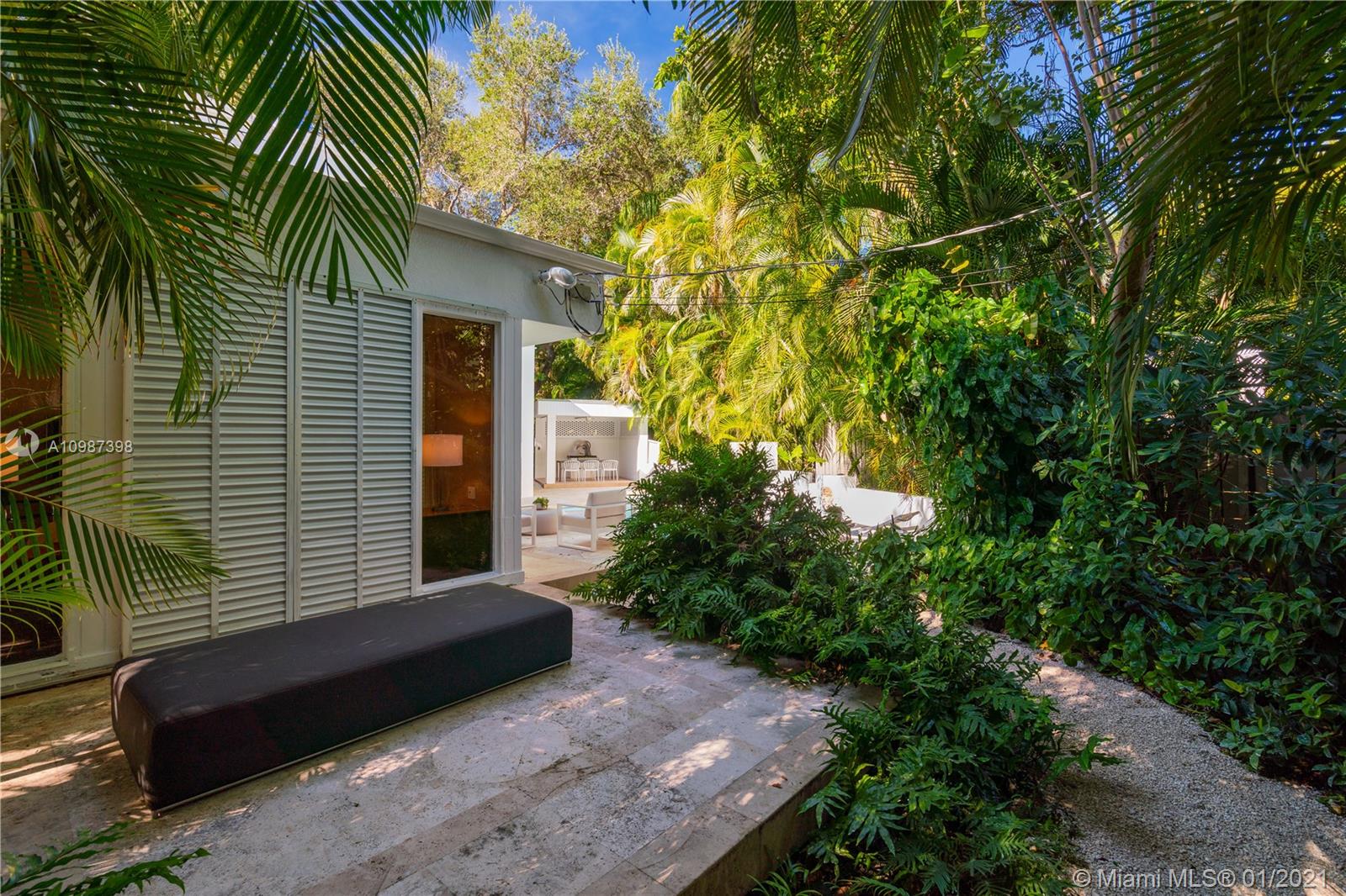 3799 Solana Road Coconut Grove, FL 33133 - Photo 38 of 49 Gallery Image 38