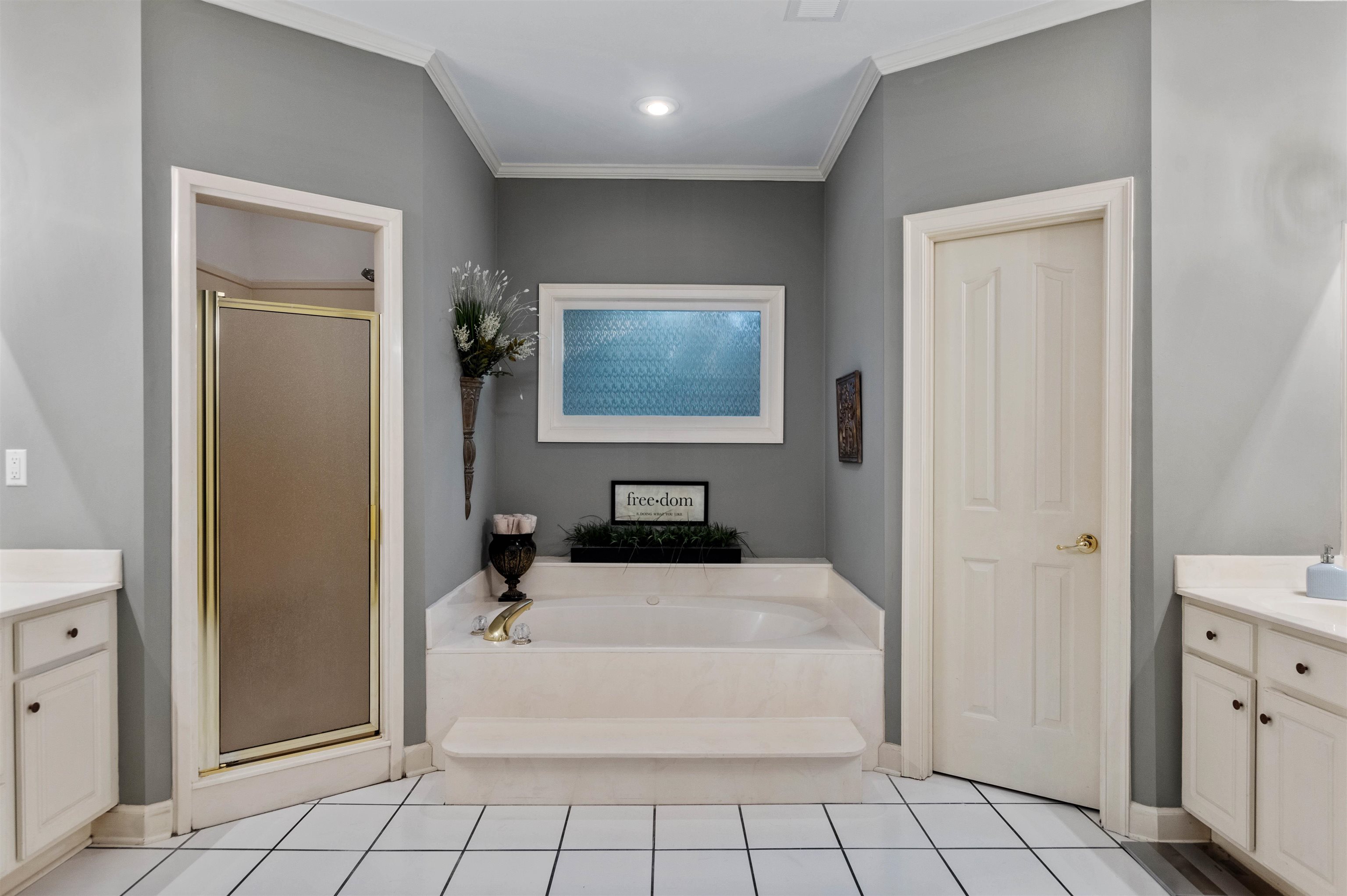 8943 Bazemore Road Memphis, TN 38018 - Photo 13 of 25 Gallery Image 13