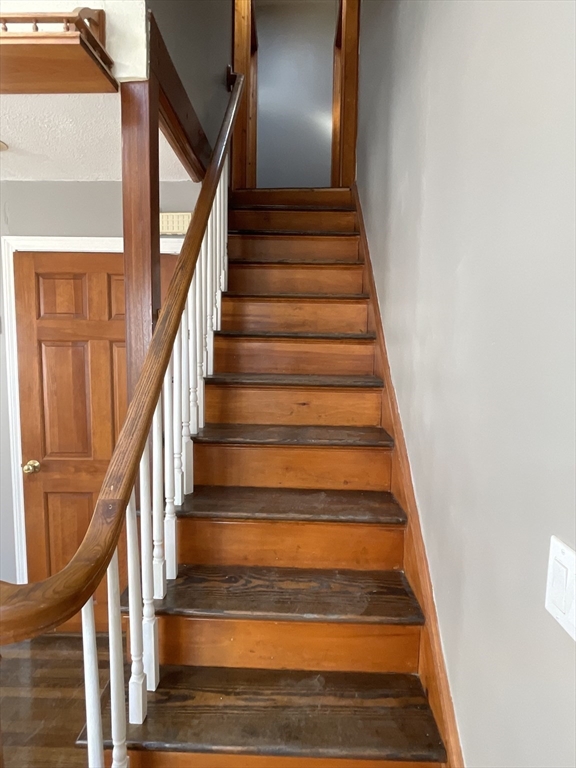 29 Jasper Street Saugus, MA 01906 - Photo 16 of 28 a view of entryway
