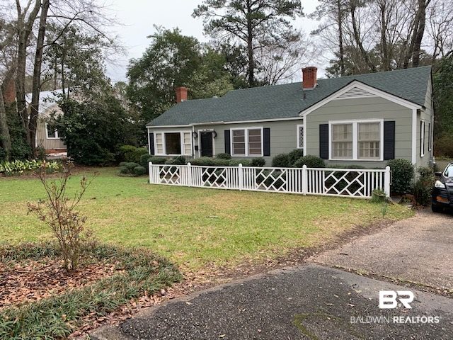 200 Pineleaf Lane Greenville, AL 36037 - Photo 1 of 20