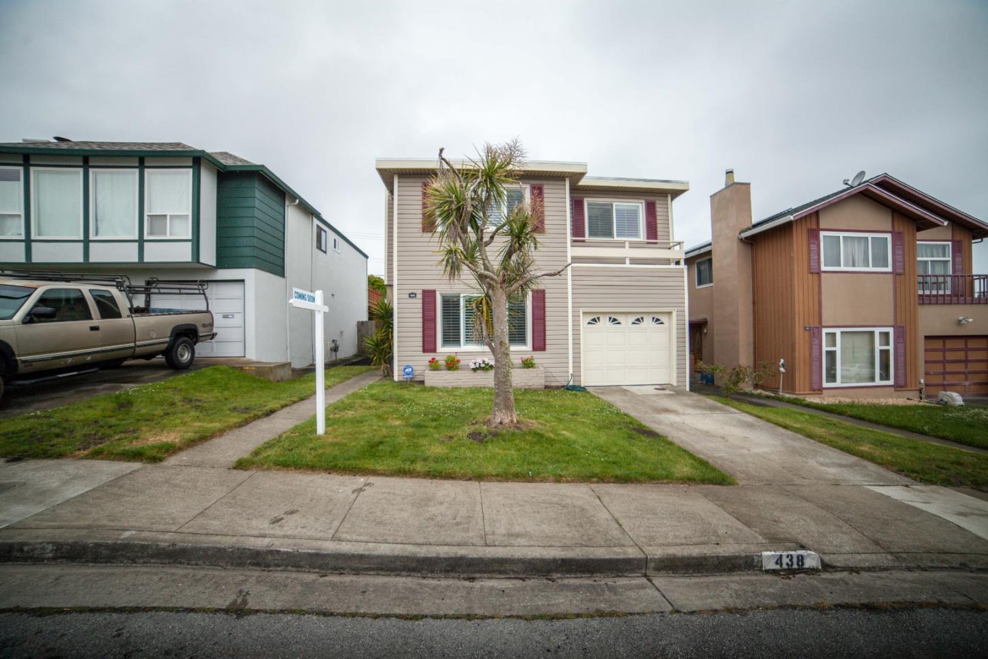 438 Firecrest Avenue Pacifica, CA 94044 - Photo 2 of 27 a house view with a outdoor space